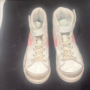 Kids High-Top Sneakers - White and Pink Nikes